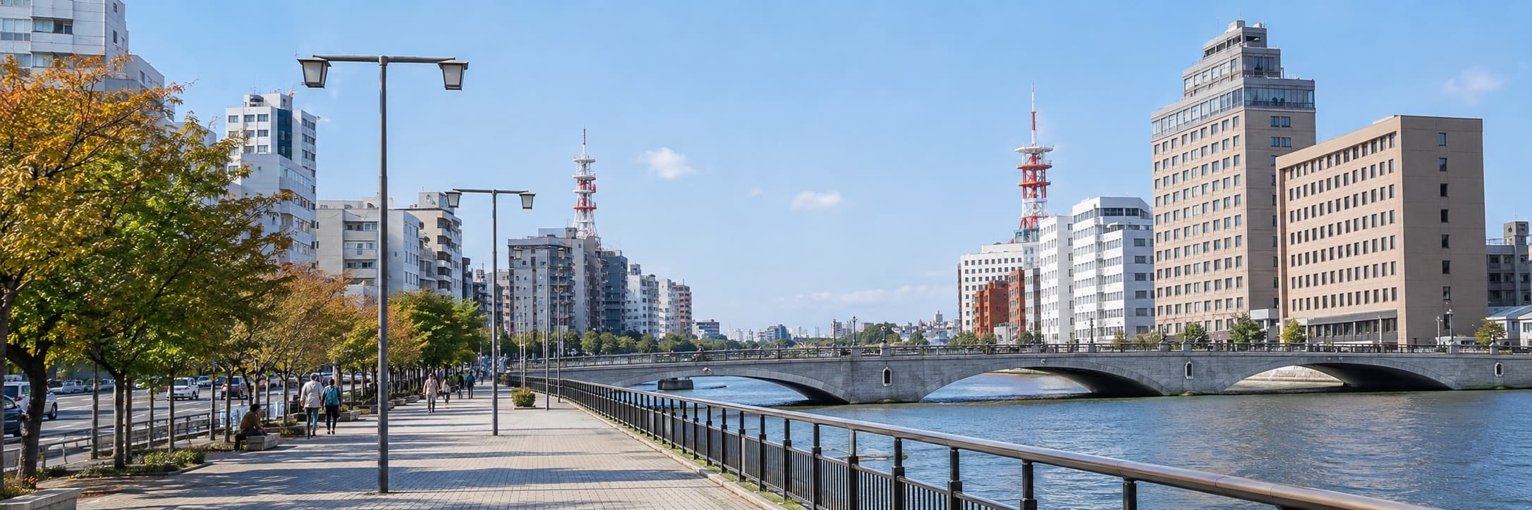 新潟の川沿いの風景